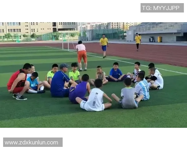 张敏专访：从绿茵场到人生舞台的足球旅程回顾与展望